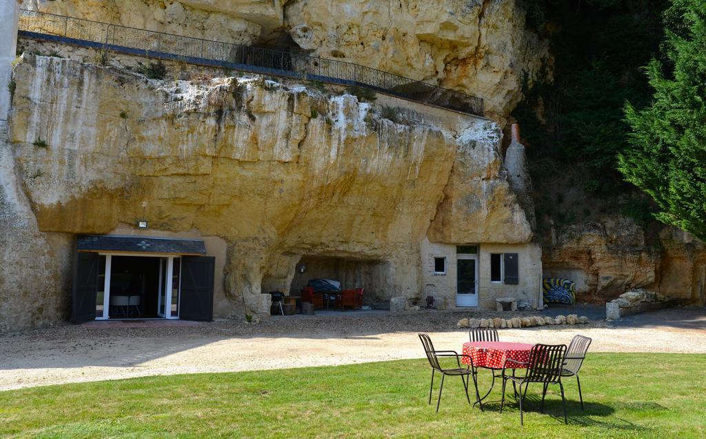 Gites Troglodytes Du Chateau De L'Etoile Vernou-sur-Brenne Oda fotoğraf